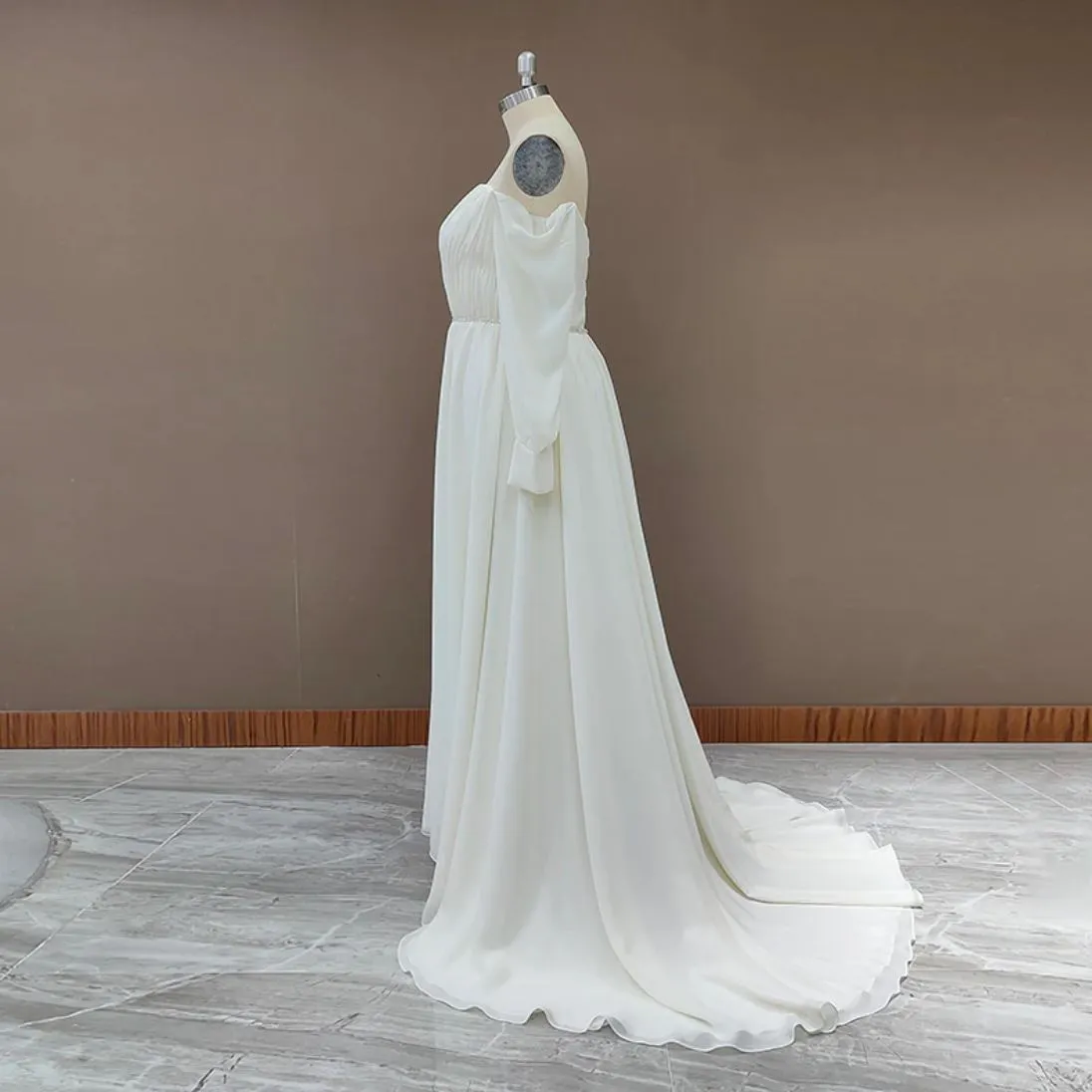 Charming Classic Wedding Dress