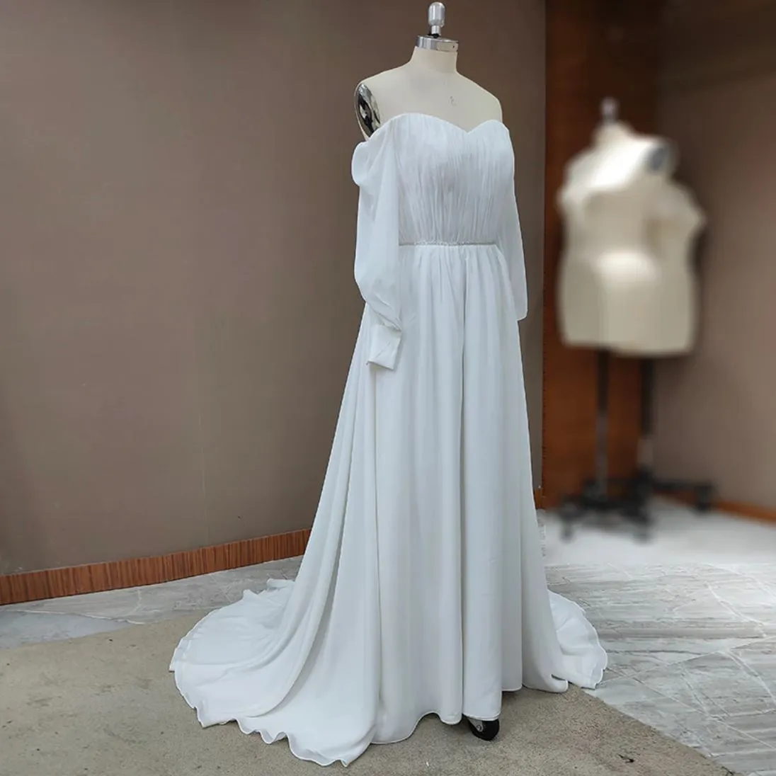 Charming Classic Wedding Dress