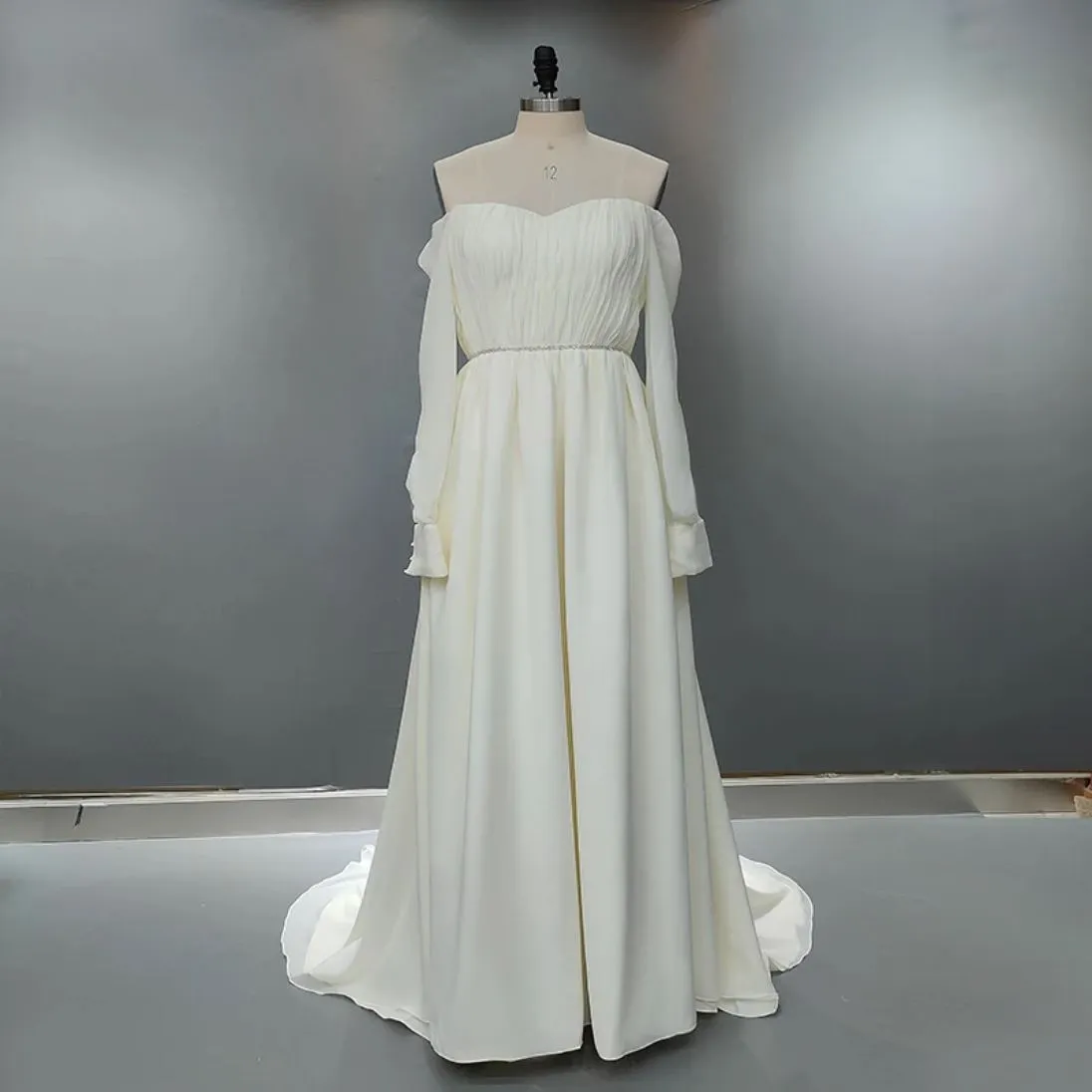 Charming Classic Wedding Dress
