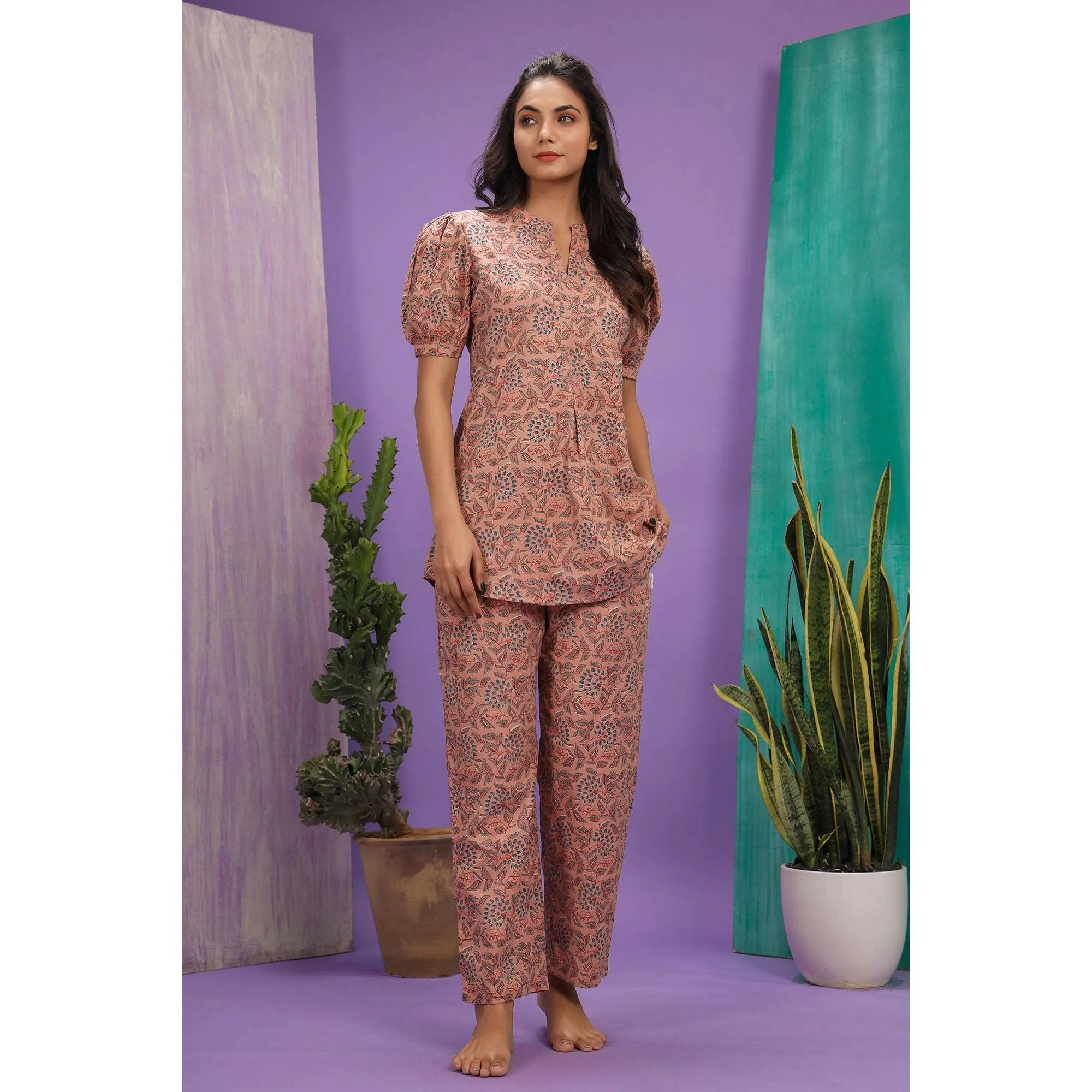 Delicate Jaal On Peach Loungewear