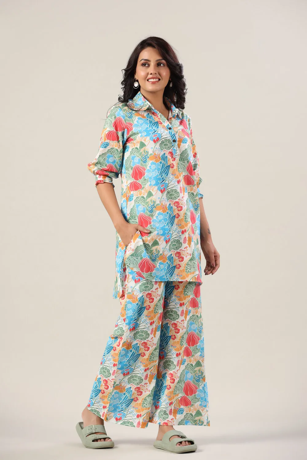 Floral Jaal on Collared Palazzo Set