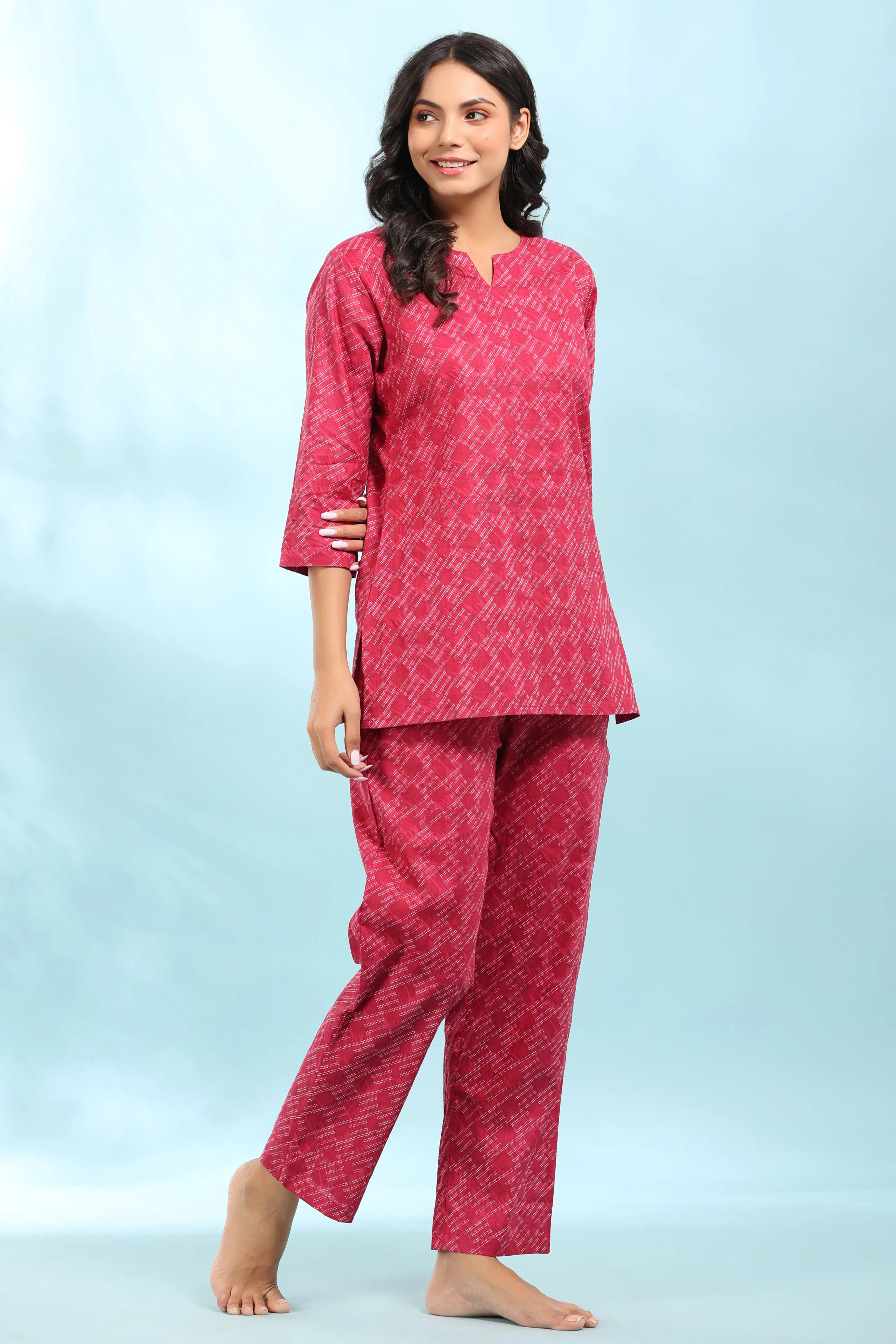 Geometrical Shibori Boxes On Pink Loungewear