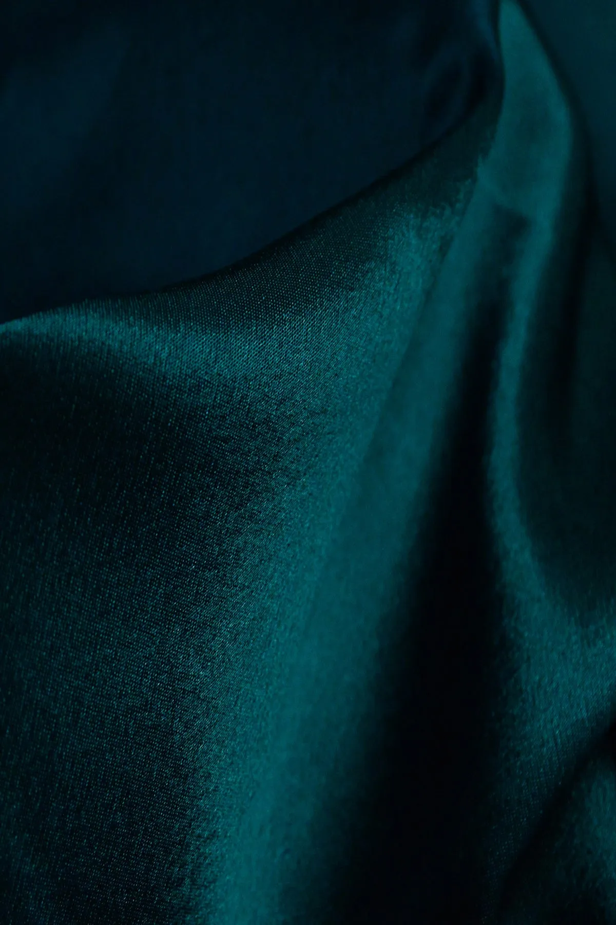 SLEEVE LINING WITH BACK COVERED   PKR 2000