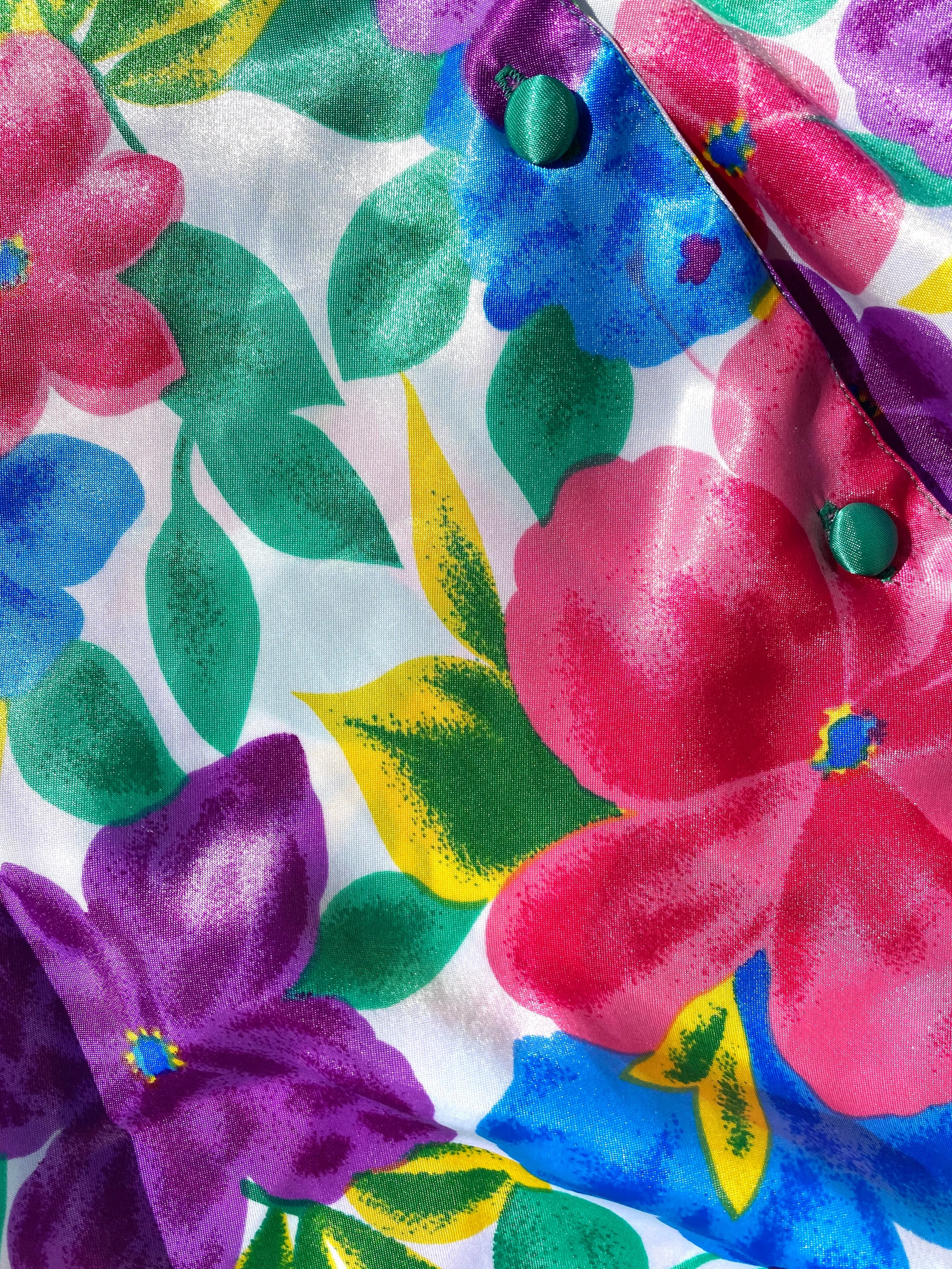 VINTAGE: Collared Blouse - Bright Floral