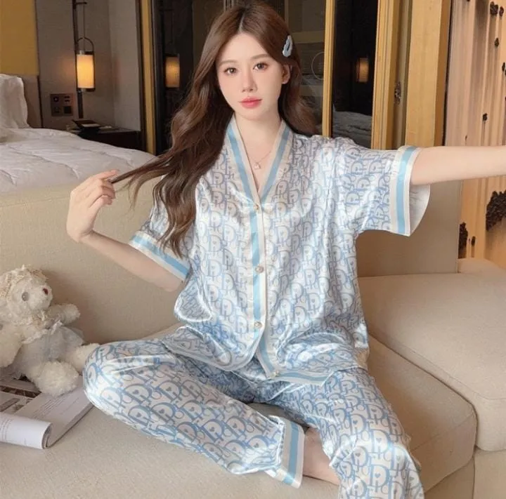 Women's 2 Piece Silk Pajama Set, Button-Down Top and Pants, Luxury Nightwear   590514